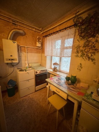 prodam-2k-kvartiru-g-lugansk-kv-gbk-r-n-restorana-korona-big-0