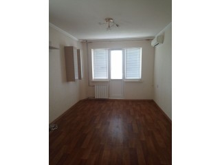 2-х ком. квартира в Калининском р-н. ь. Шахтостроителей, 7