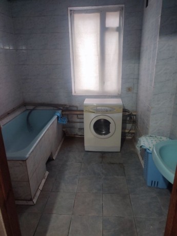 prodam-2-x-etaznyi-dom-r-n-ost-burevestnik-big-4