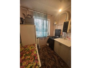 Продам 2-х комн. квартиру г. Луганск, п. Юбилейное, кв. Королева