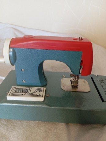 detskaia-sveinaia-masinka-big-1