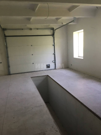 prodam-zdanie-sto-za-rulem-big-0