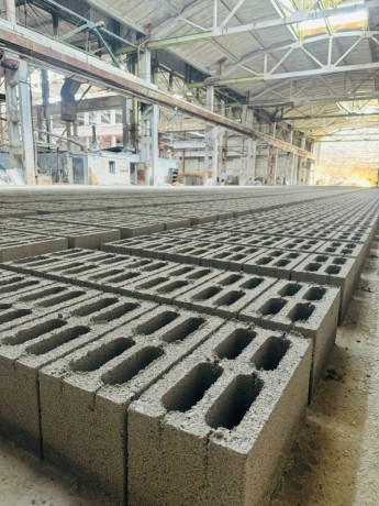 trotuarnaia-plitka-slakoblok-penoplast-v-luganske-ot-kompanii-tab-stroy-big-0