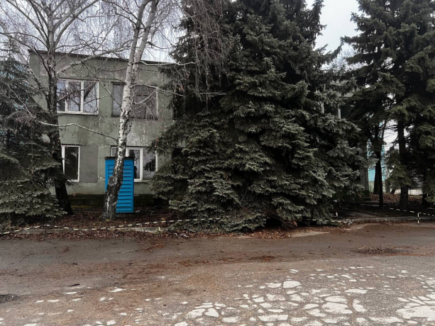 prodam-bazu-v-raione-kafe-akvarius-big-0