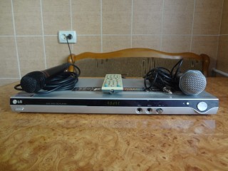 DVD плеер LG DKG 778 с караоке