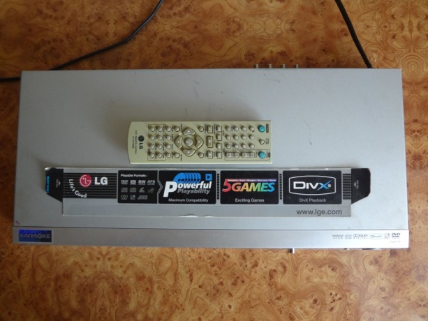 dvd-pleer-lg-dgk-778-s-karaoke-big-3