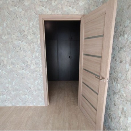 krupnogabaritnaia-41-m2-1-kom-kvartira-na-sirokom-voda-kruglosutocno-big-3