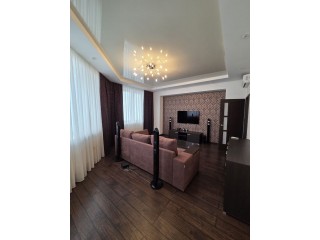 Крупногабаритная 2-х ком. квартира в ДИСКе Ворошиловский р-н. новострой.