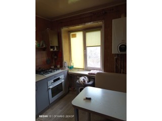 Продам 3-х комнатную квартиру г. Луганск, кв 50 лет Октября