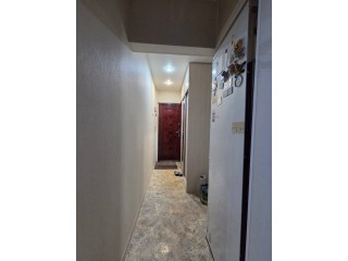 2-х ком. квартира в Калининском р-не, б. Шахтостроителей.