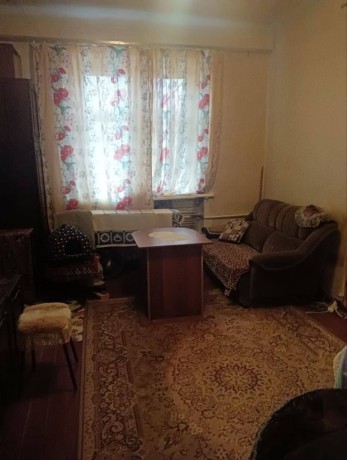 2-x-kom-kvartira-v-budenovskom-r-ne-ul-krasnooktiabrskaia-big-0