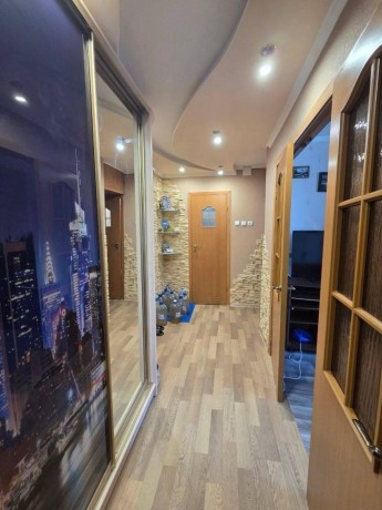 2-x-kom-kvartira-v-budenovskom-r-ne-ul-230-strelkovoi-divizii-big-1