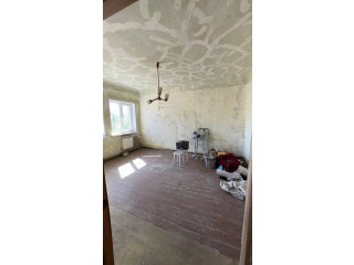 2-х ком. квартира в Макеевке, ул. Шексира с неоконченным ремонтом