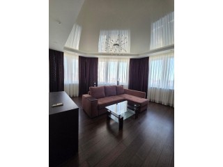 2-х ком. квартира 71 м2, в ДИСКЕ, 20/24 пр. Маяковского в отличном состоянии