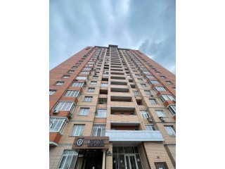 Крупногабаритная 3-х ком. квартира 115 м2 в новострое, ул. Артема