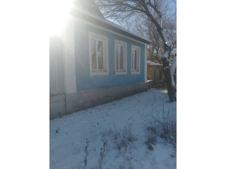 Продам дом в центре села Новопавловка, Лутугинский р-н