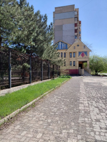 krupnogabaritnaia-39-m2-1-kom-kvartira-310-ul-rozy-liuksemburg-big-4