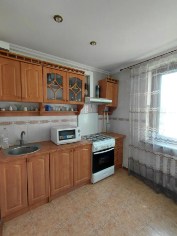 krupnogabaritnaia-39-m2-1-kom-kvartira-310-ul-rozy-liuksemburg-big-1