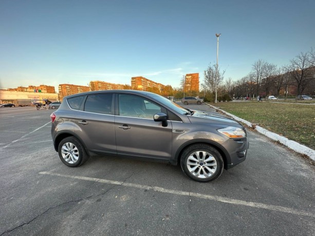 ford-kuga-ford-kuga-2011g-big-2