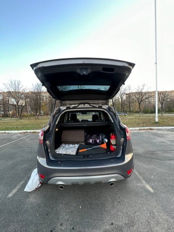 ford-kuga-ford-kuga-2011g-big-4