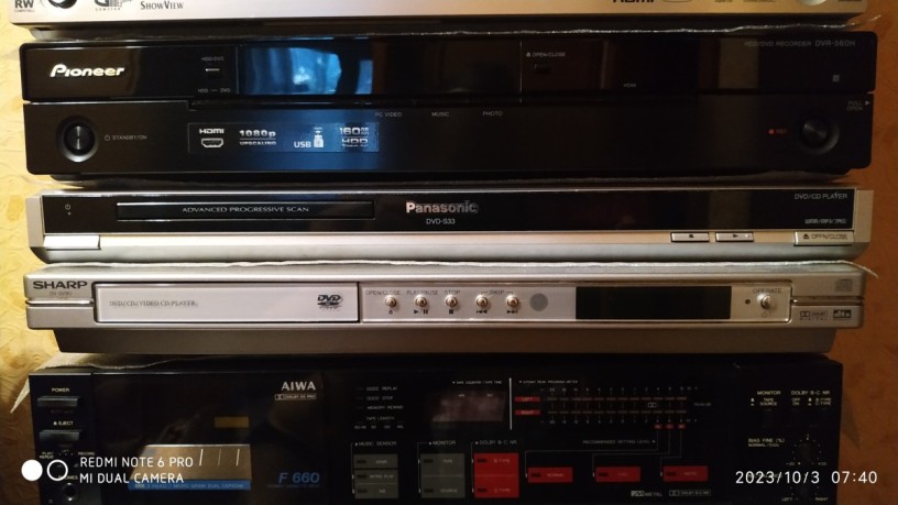 dvd-pleer-panasonic-s33-big-0