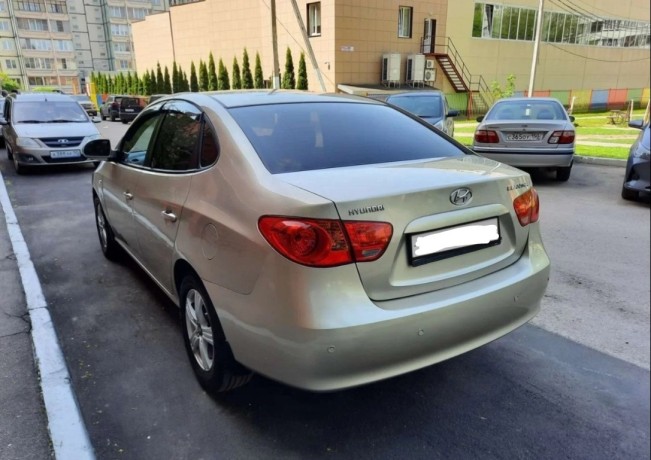 hyundai-elantra-16-2007-gv-big-2